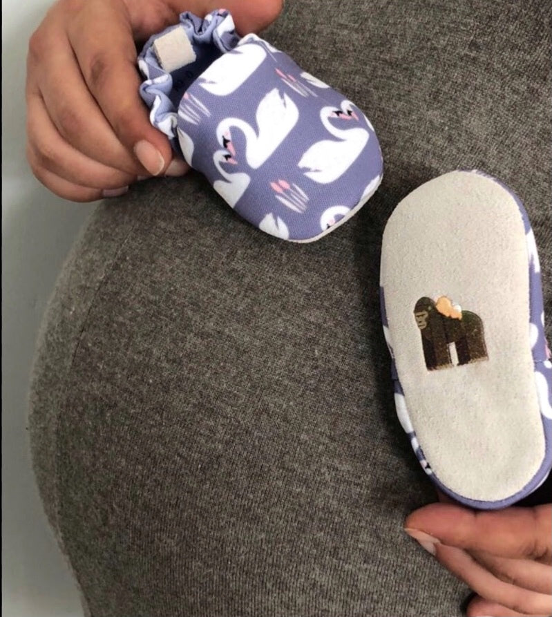 Tiny Toes Swan Shoes